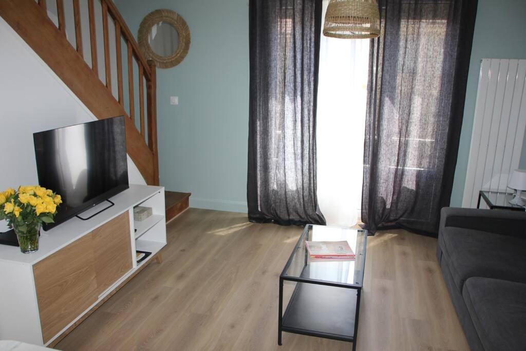 Maisonnette Au 15 Осер Екстер'єр фото